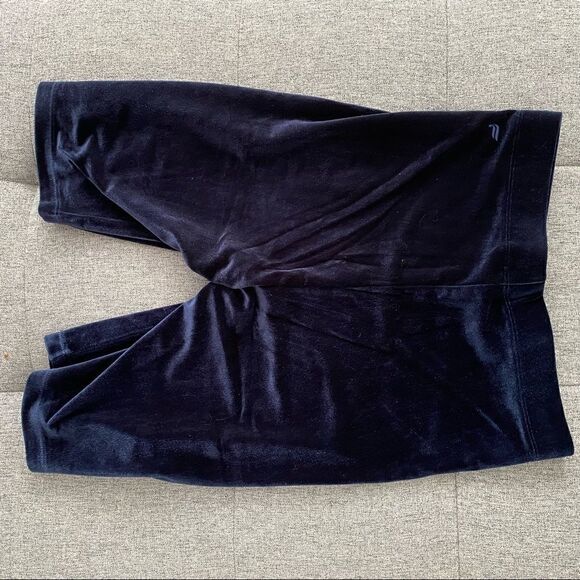 NWT Fabletics High Waisted Velour Velvet Bike Biker 9” Short Navy Blue ~ S Small - Picture 5 of 9